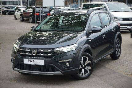 Dacia Sandero 25.000 km 14.690 &euro; Göppingen 73037