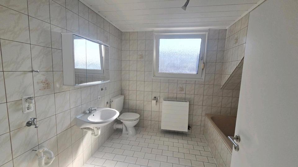 Dachgeschoßwohnung Geilenkirchen - 2 Zimmer, 50 m&sup2;, 500&euro; | Angebot:26399865
