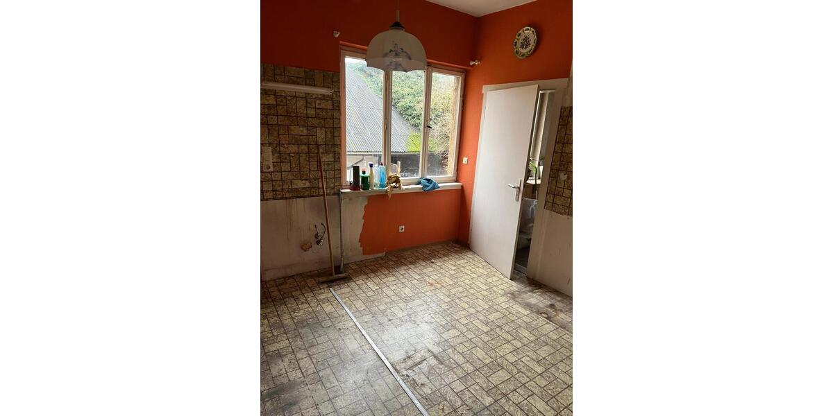 Mehrfamilienhaus, Wohnhaus Bingen am Rhein - 10 Zimmer, 154 m&sup2;, 269.000&euro; | Angebot:26620716