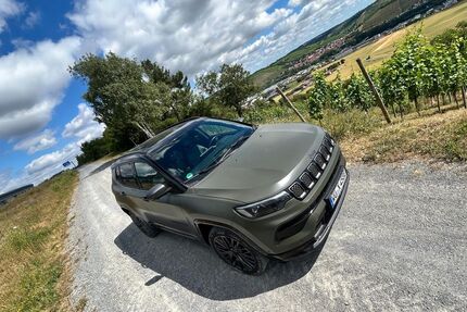 Jeep Compass 89.000 km 23.500 € Hettstadt 97265