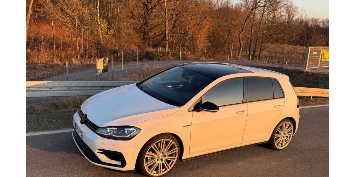 VW Golf 62.000 km 29.000 &euro; Pulsnitz 01896