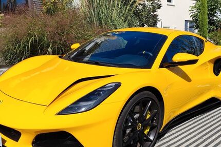 Lotus Emira 1.400 km 82.900 &euro; Bad Soden 65812