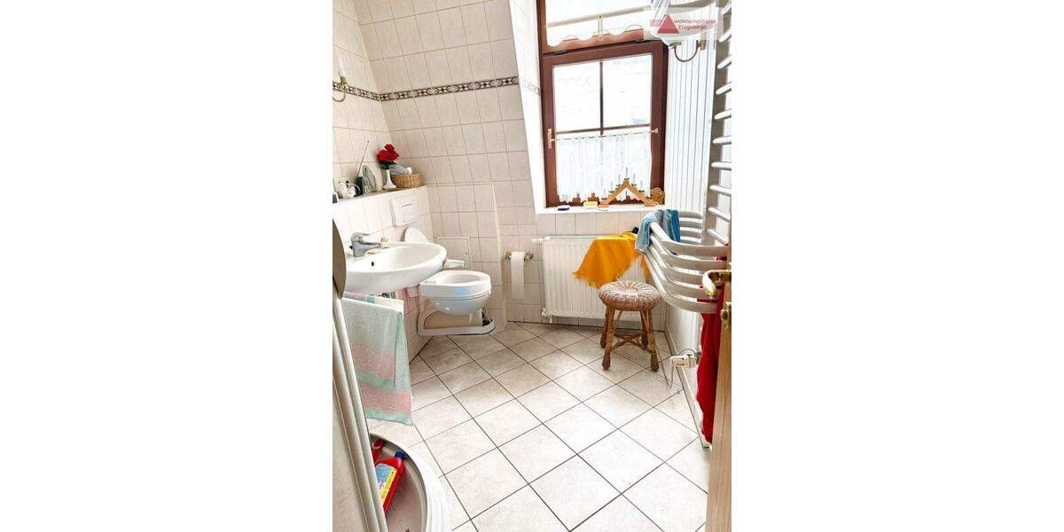 Mehrfamilienhaus, Wohnhaus Annaberg-Buchholz Annaberg - 7 Zimmer, 202 m&sup2;, 80.000&euro; | Angebot:25374662