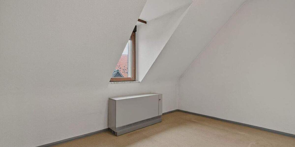 Mehrfamilienhaus, Wohnhaus Linkenheim-Hochstetten Linkenheim - 6 Zimmer, 199 m&sup2;, 549.000&euro; | Angebot:25771475