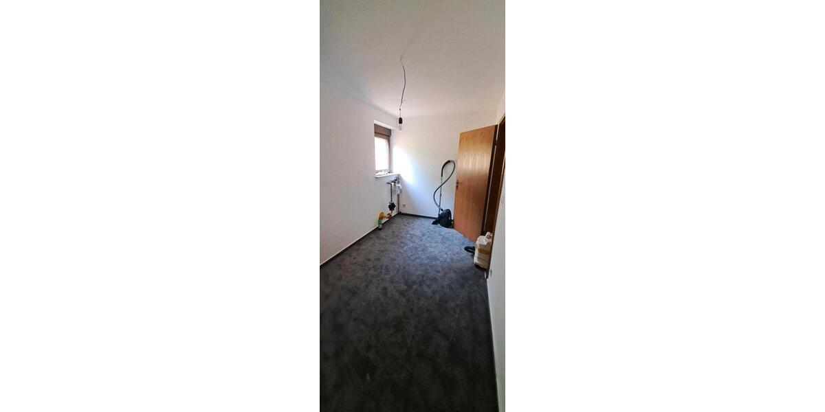 Einfamilienhaus Staudernheim - 3 Zimmer, 120 m&sup2;, 230.000&euro; | Angebot:27083451