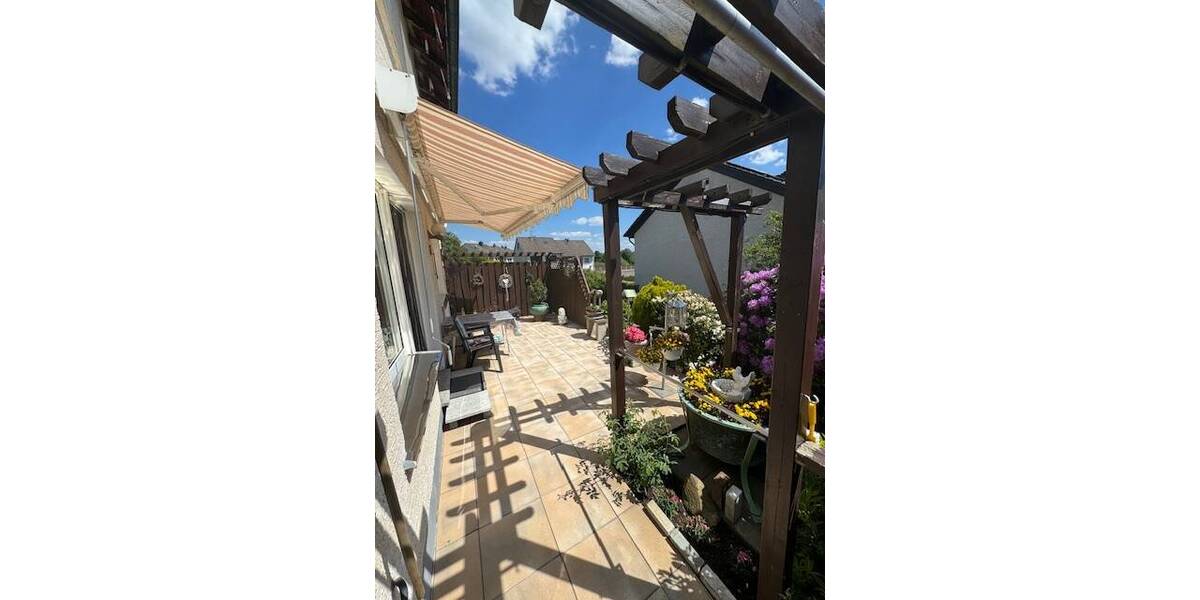 Doppelhaushälfte Neuenrade - 7 Zimmer, 117 m&sup2;, 245.000&euro; | Angebot:25685521