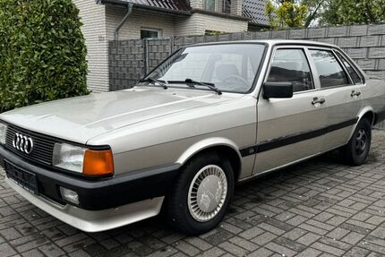 Audi 80 227.000 km 2.590 &euro; Borken 46325