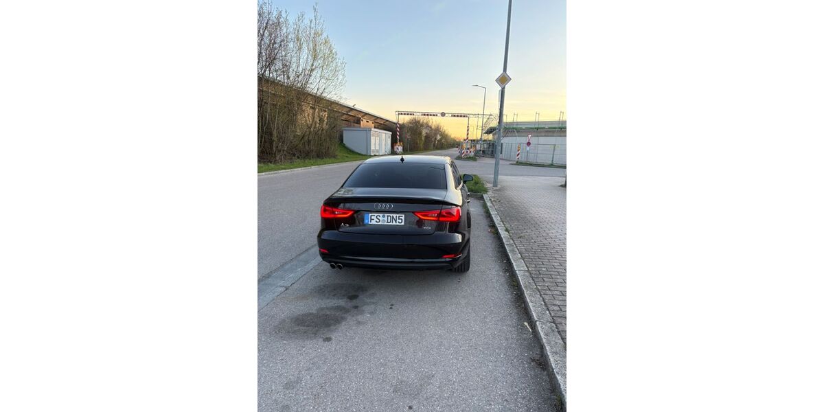 Audi A3 200.000 km 13.490 &euro; Attenkirchen 85395