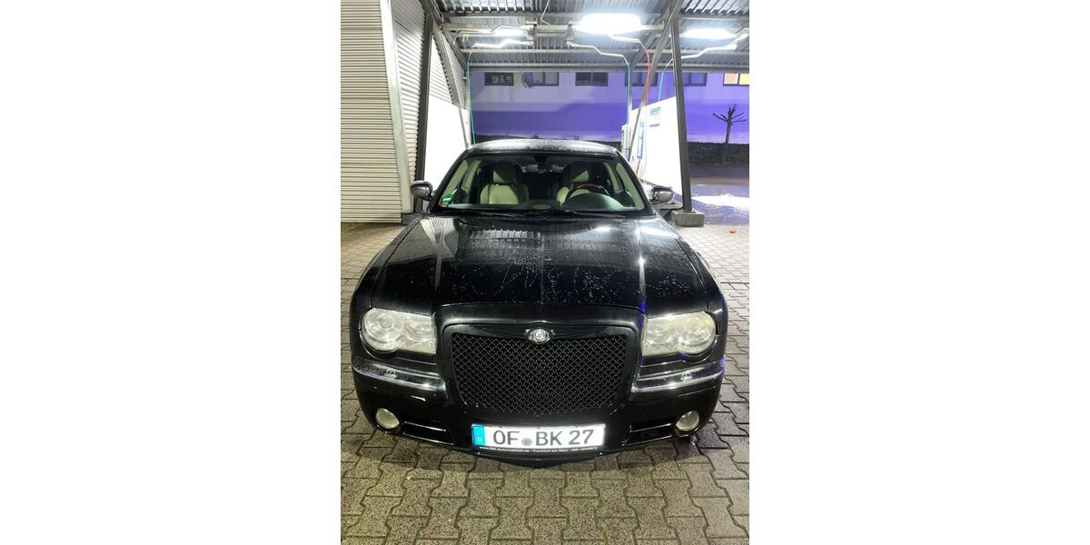 Chrysler 300C 260.000 km 5.000 &euro; Dietzenbach 63128