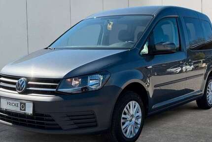 VW Caddy 137.290 km 21.980 &euro; Wiefelstede 26215