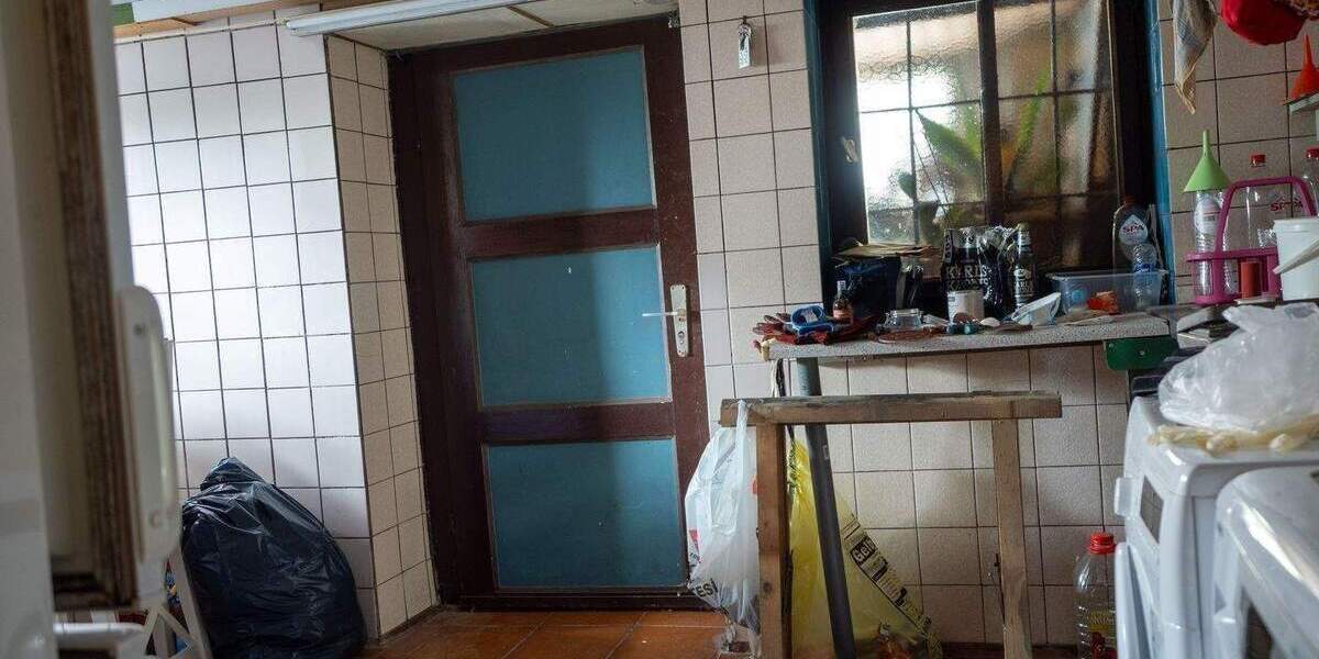 Mehrfamilienhaus, Wohnhaus Saarbrücken Scheidt - 9 Zimmer, 189 m&sup2;, 259.000&euro; | Angebot:26344741