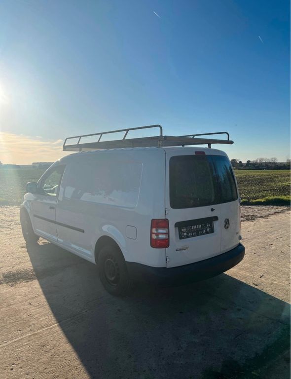 VW Caddy Maxi 263.000 km 4.900 € Hamburg 22179