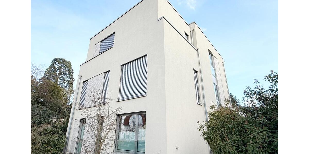 Einfamilienhaus Oberursel (Taunus) - 3 Zimmer, 90 m&sup2;, 2.100&euro; | Angebot:26004737