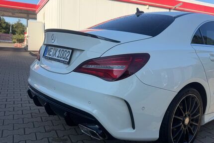 Mercedes-Benz CLA 200 95.000 km 18.999 &euro; Düsseldorf 40227