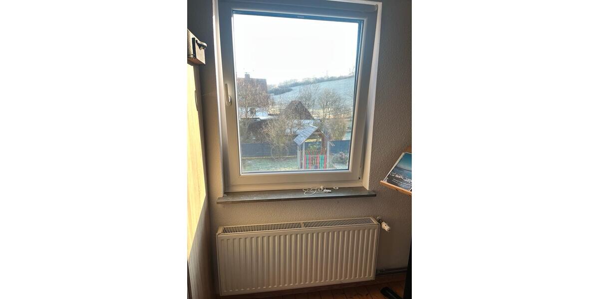 Einfamilienhaus Sontra - 7 Zimmer, 150 m&sup2;, 185.000&euro; | Angebot:26728918
