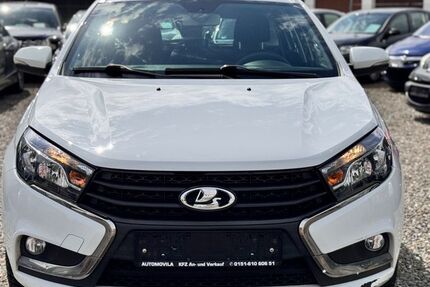 Lada Vesta 97.000 km 6.999 € goslar 38640