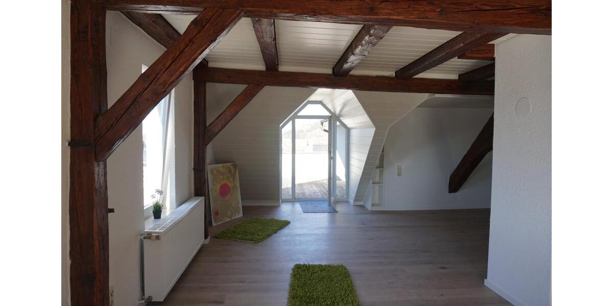 ****schöne helle sonnige große 5 Zimmerwohnung auf 2 Ebenen im OG 5 zimmer