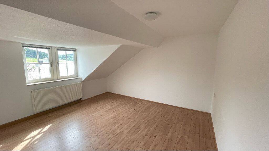 Etagenwohnung Altenberg - 3 Zimmer, 95 m&sup2;, 695&euro; | Angebot:26930662