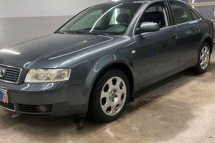 Audi A4 111.000 km 6.999 &euro; Mainz-Kastel 55252