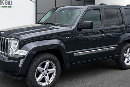 Jeep Cherokee 190.000 km 9.900 &euro; Butzbach 35510