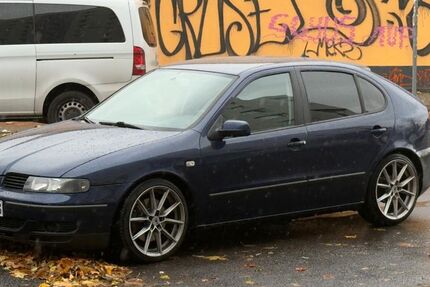 Seat Leon 130.000 km 6.300 &euro; Berlin 10319