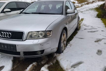 Audi A4 280.000 km 2.200 &euro; Vohenstrauß 92648