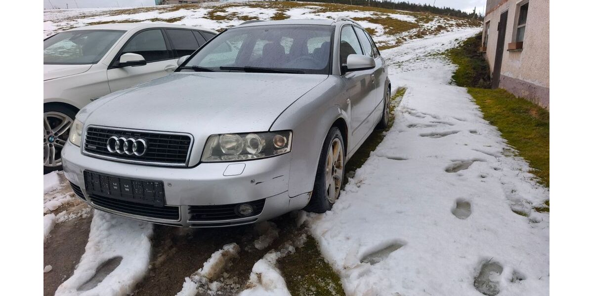 Audi A4 280.000 km 2.200 &euro; Vohenstrauß 92648