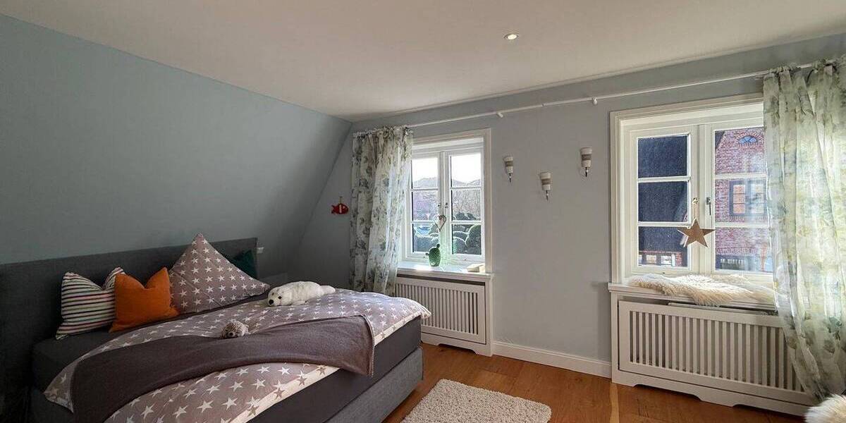 Doppelhaushälfte List - 4 Zimmer, 165 m&sup2;, 2.590.000&euro; | Angebot:26066582
