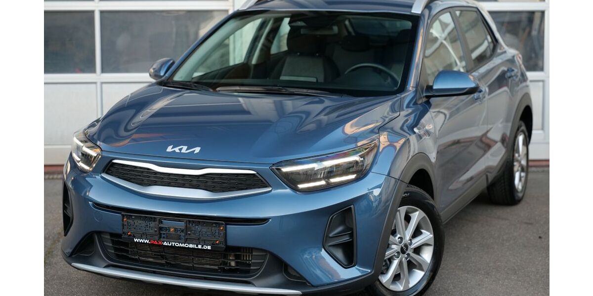 Kia Stonic 33.190 km 17.500 &euro; Gerlingen 70839
