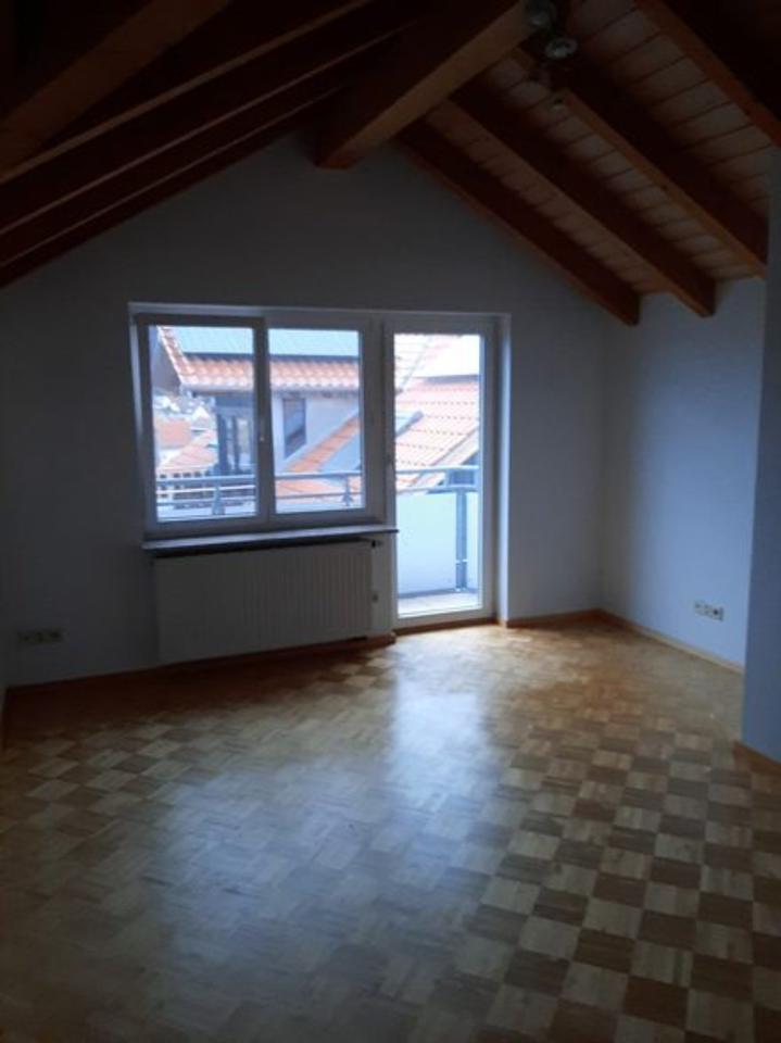 Dachgeschosswohnug zimmer