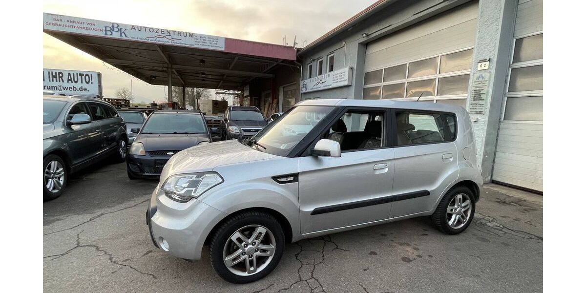 Kia Soul 105.090 km 2.900 &euro; Tübingen-Bühl 72072