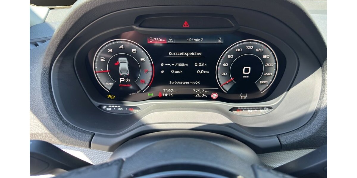 Audi Q2 35 TFSI S line S Tronic/Kamera/PDC/ACC/SHZG/LED 7.197 km 29.440 &euro; Bamberg 96052