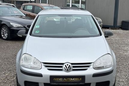 VW Golf 125.000 km 4.450 &euro; Gäufelden 71126