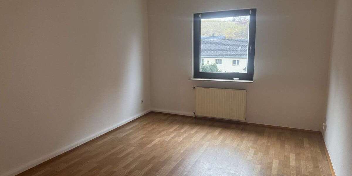 Etagenwohnung Velbert Langenberg - 1 Zimmer, 35 m&sup2;, 280&euro; | Angebot:24989107