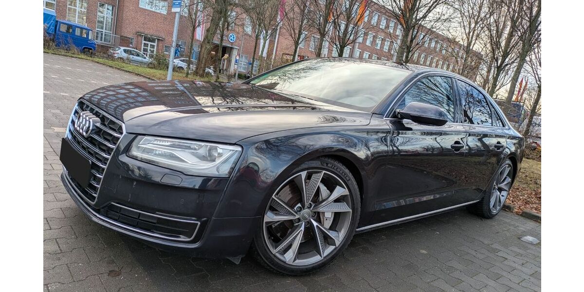 Audi A8 134.000 km 21.900 &euro; Berlin 12277