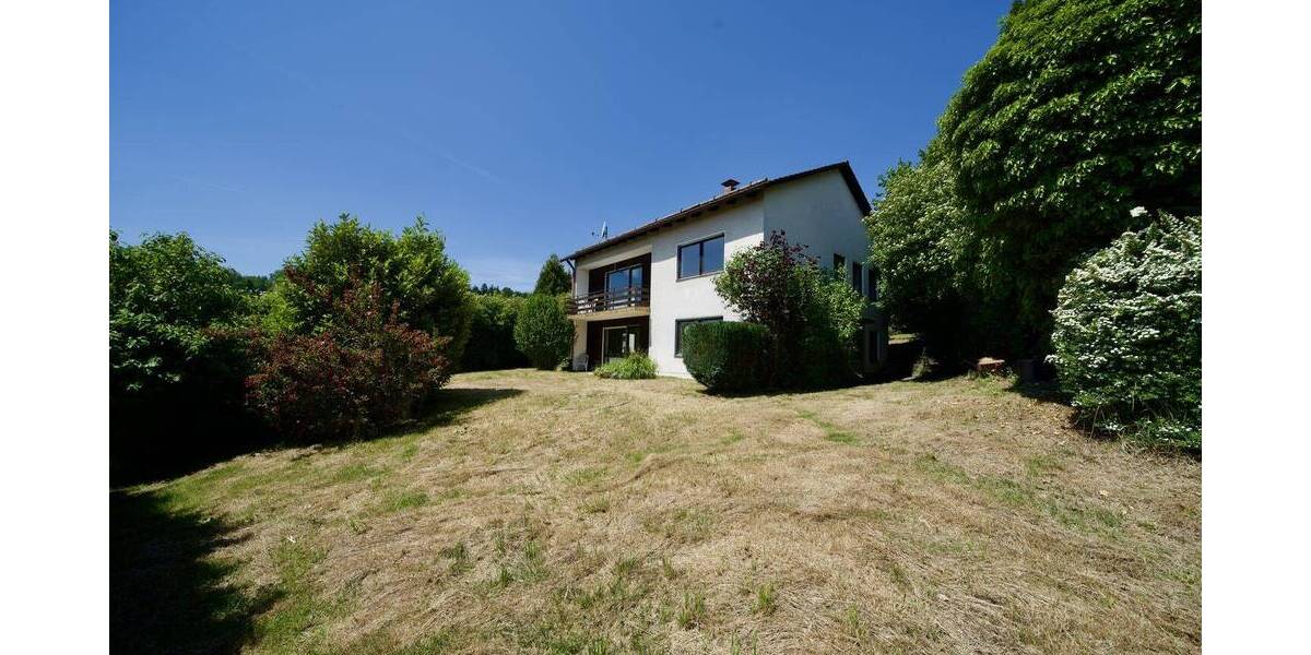 Mehrfamilienhaus, Wohnhaus Deggendorf - 6 Zimmer, 250 m&sup2;, 599.000&euro; | Angebot:26730527