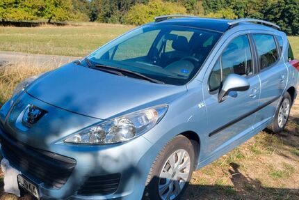 Peugeot 207 113.000 km 2.300 &euro; Wiesbaden 65207