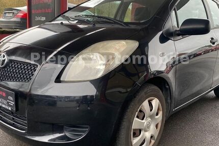 Toyota Yaris 145.000 km 3.480 &euro; Oerlinghausen 33813