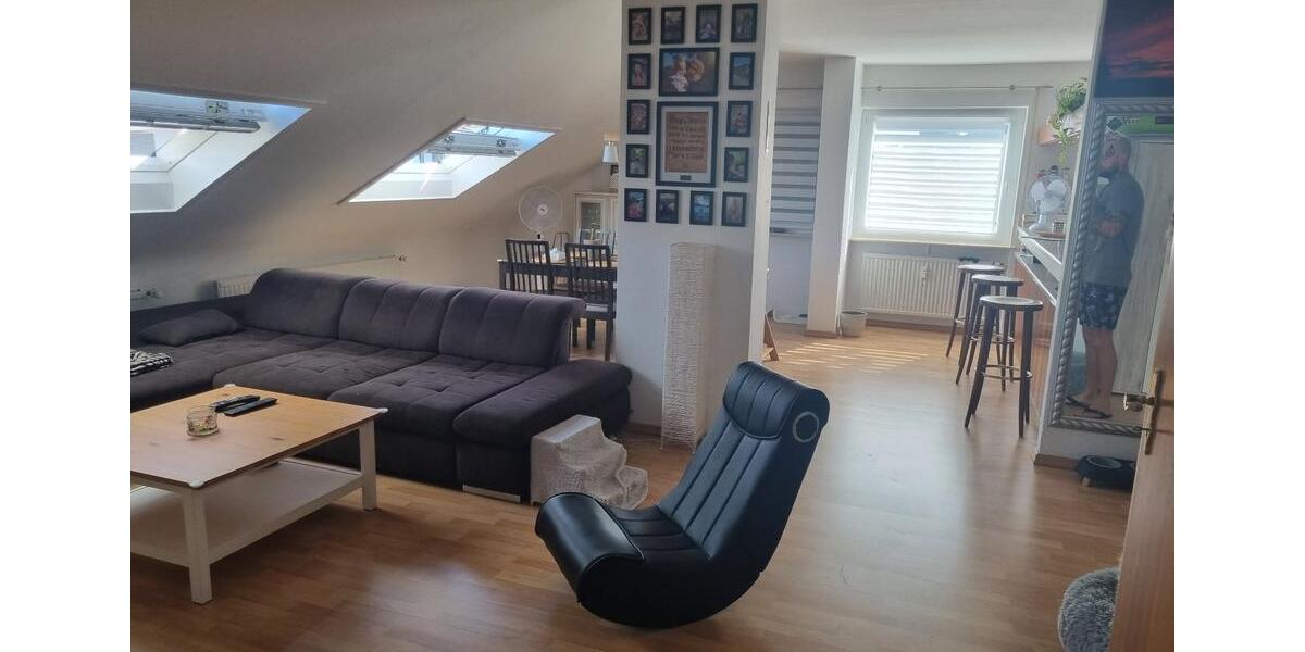 Dachgeschoßwohnung Heusweiler - 3 Zimmer, 83 m&sup2;, 580&euro; | Angebot:26384024
