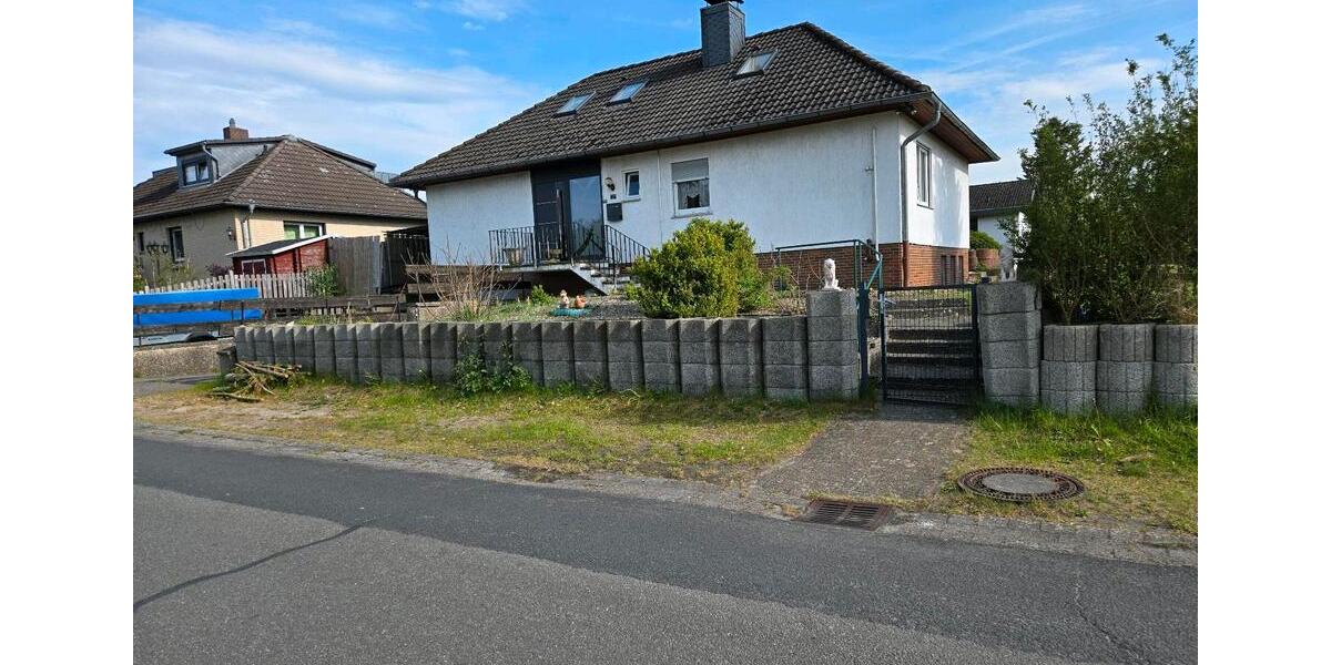 Bungalow Hambühren - 6 Zimmer, 200 m&sup2;, 1.500&euro; | Angebot:26375609