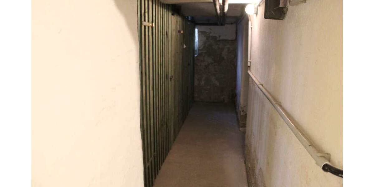 Attraktives Mehrfamilienhaus als Zins- und renditestarke Investition in Zittau West - Mehrfamilienhaus, Wohnhaus Zittau | Angebot:13435870