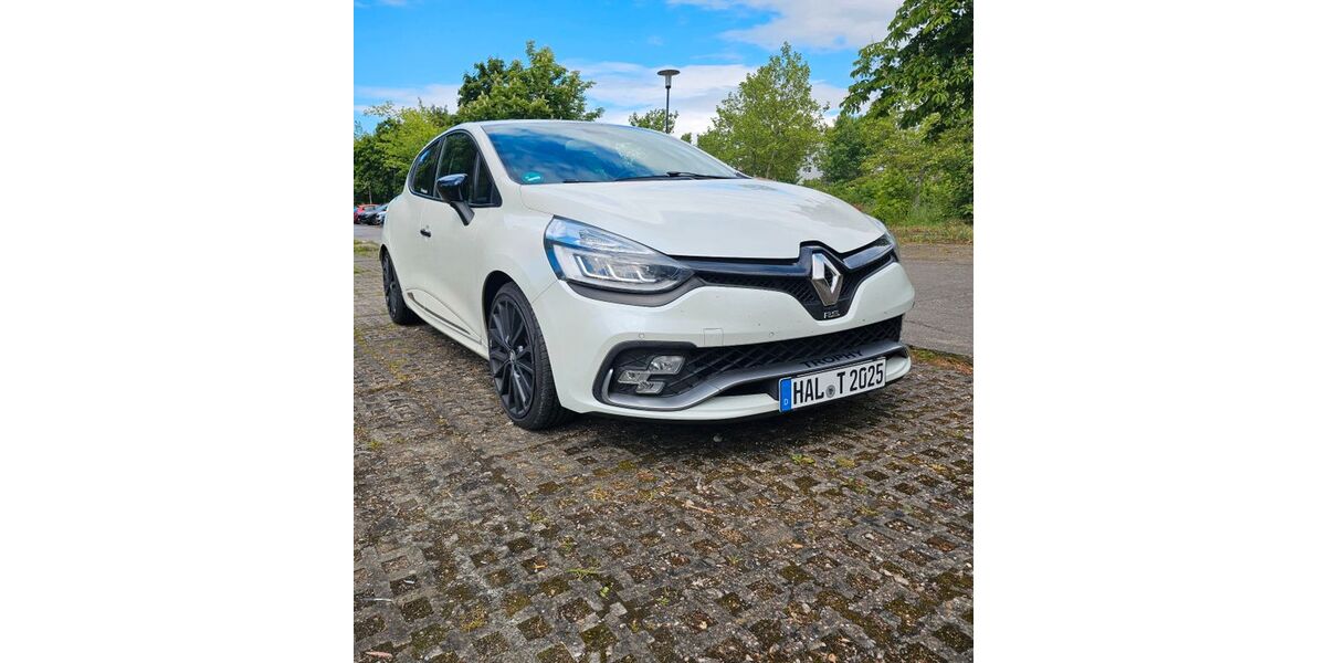 Renault Clio 78.000 km 16.995 &euro; Halle (Saale) 06116