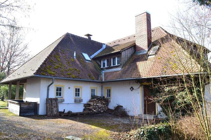 Haus zum Kaufen in Ortenburg 459.000 € 251 m²