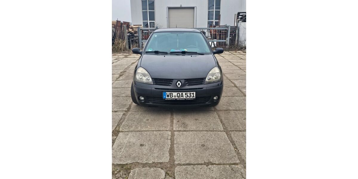 Renault Clio 153.000 km 1.299 &euro; Gräfenhainichen 06773