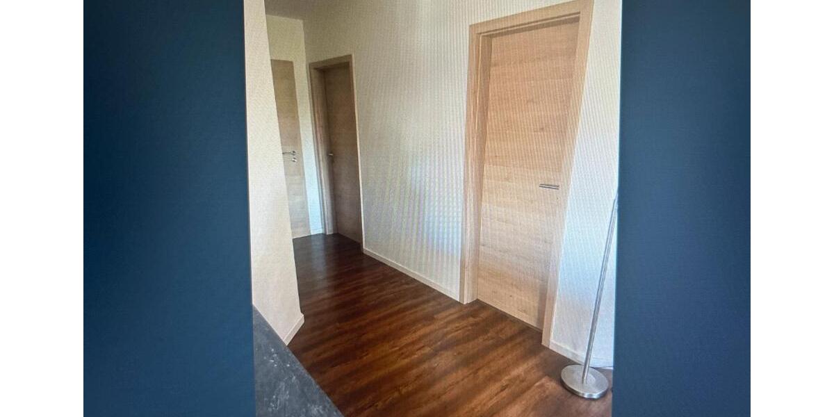 Dachgeschoßwohnung Merzig - 3 Zimmer, 81 m&sup2;, 175.000&euro; | Angebot:27096947