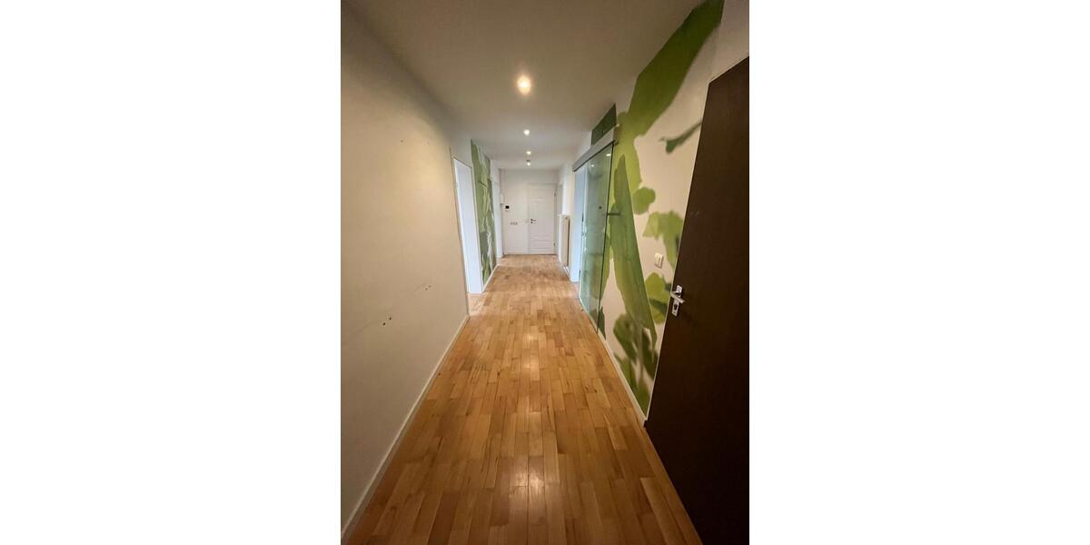 3-Zimmer-Wohnung mit Balkon in Pforzheim – Kaiser-Wilhelm-Straß 3 zimmer