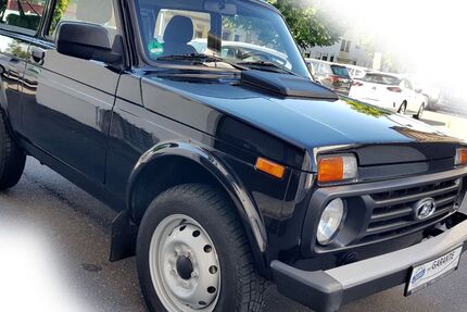 Lada Niva 22.900 km 12.480 &euro; Neuwied 56564