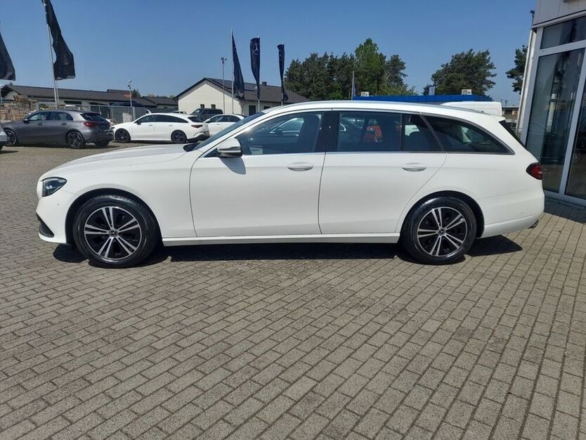 E 220