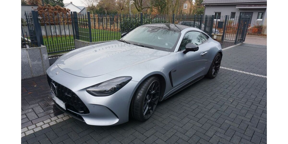 Mercedes-Benz AMG GT 1.439 km 155.000 € Lehrte 31275