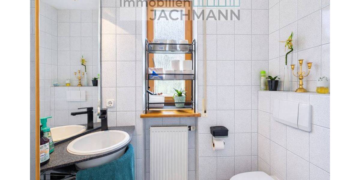 Doppelhaushälfte Bogen - 5 Zimmer, 172 m&sup2;, 440.000&euro; | Angebot:26805436